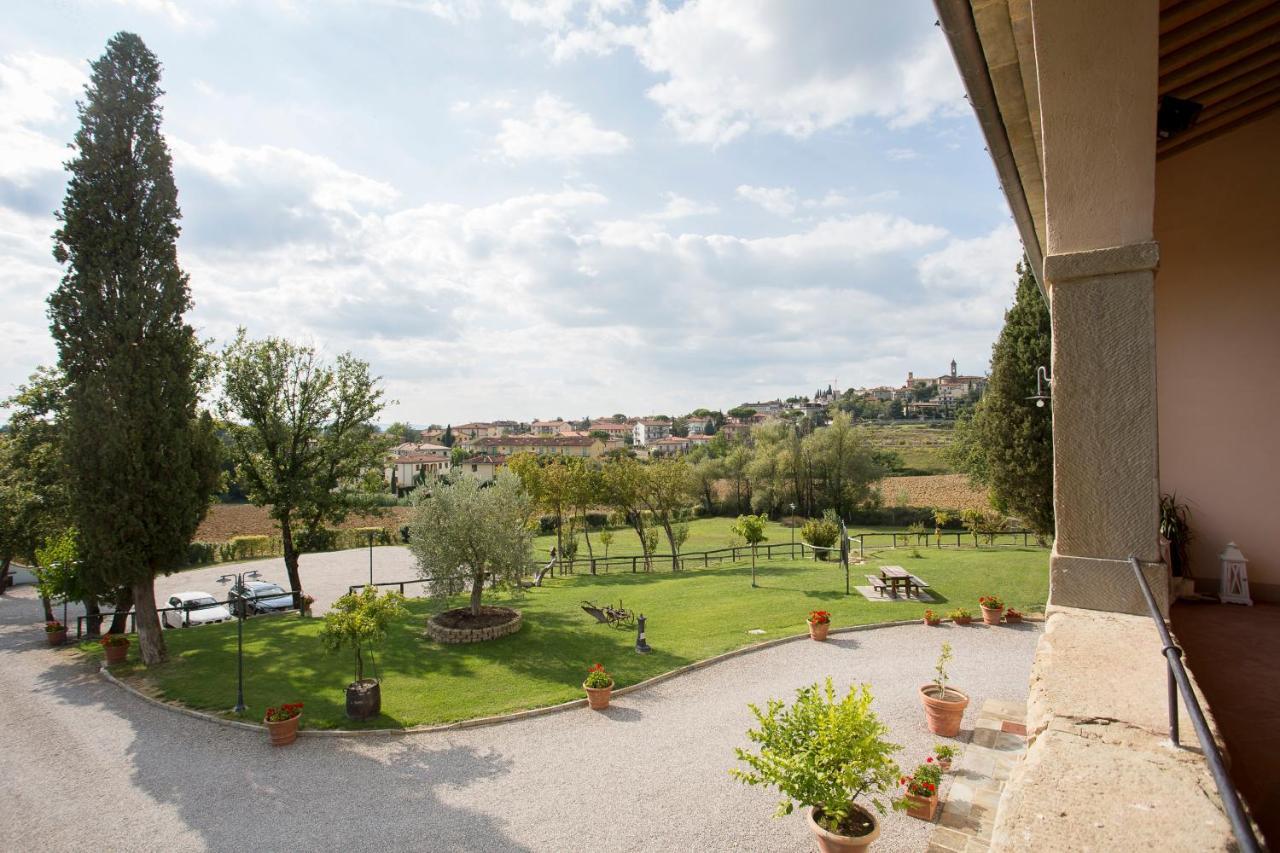Podere San Pietro Resort Castiglion Fibocchi Extérieur photo