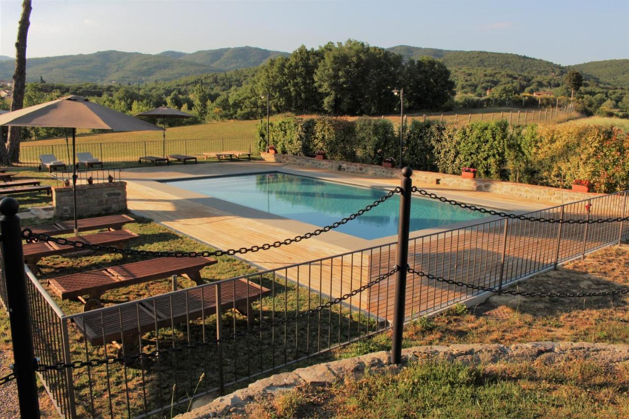 Podere San Pietro Resort Castiglion Fibocchi Extérieur photo